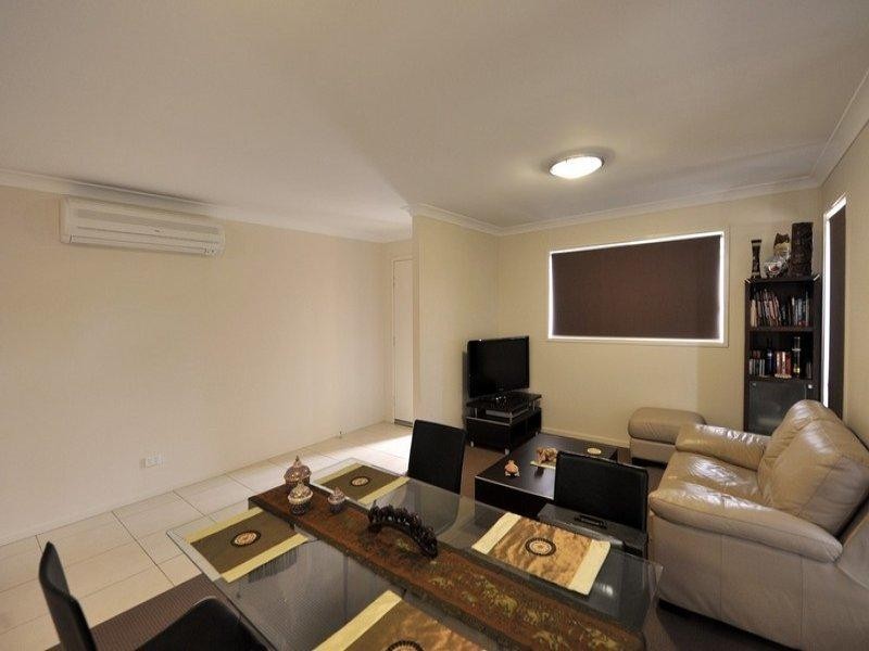 1/8 Gatfield Street, Newtown QLD 4305