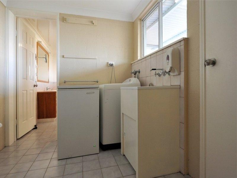 12 Bunkers Hill School Road, Westbrook QLD 4350