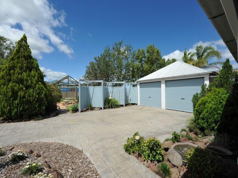 12 Bunkers Hill School Road, Westbrook QLD 4350
