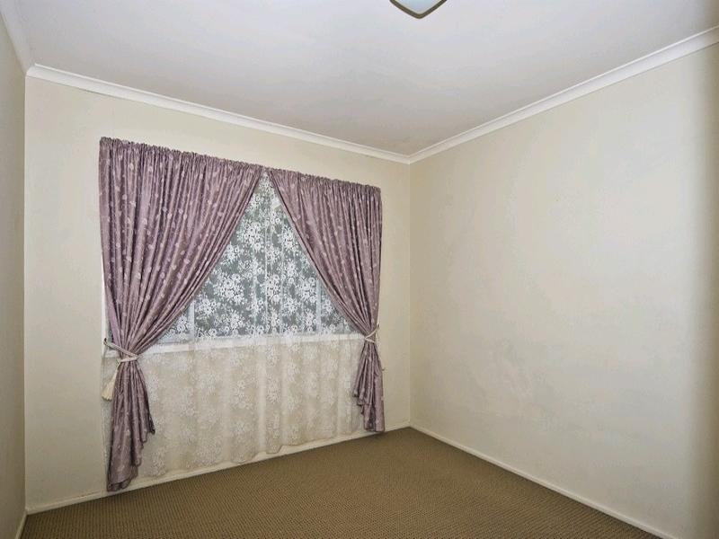 8 Tracey Street, Rangeville QLD 4350