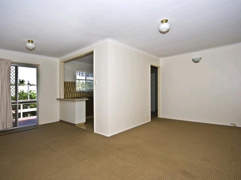 8 Tracey Street, Rangeville QLD 4350