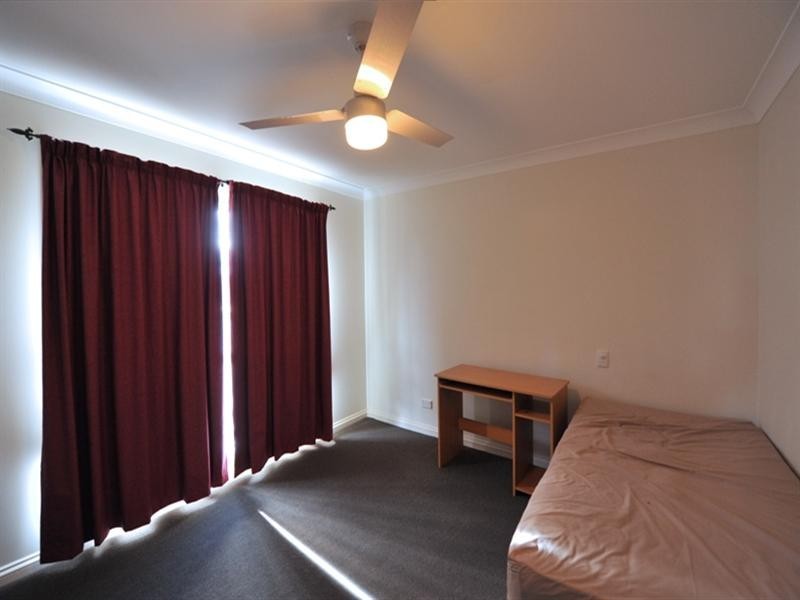 2/14 Uniplaza Court, Kearneys Spring QLD 4350