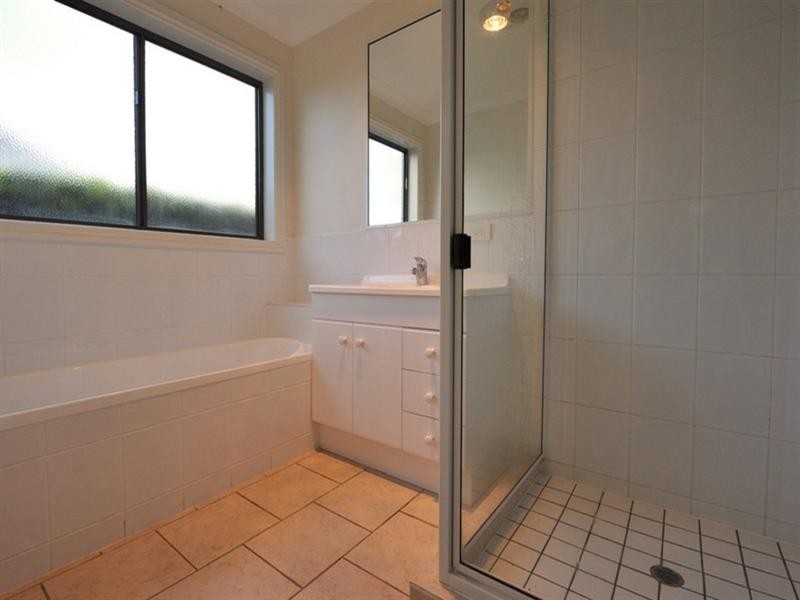 2/14 Uniplaza Court, Kearneys Spring QLD 4350