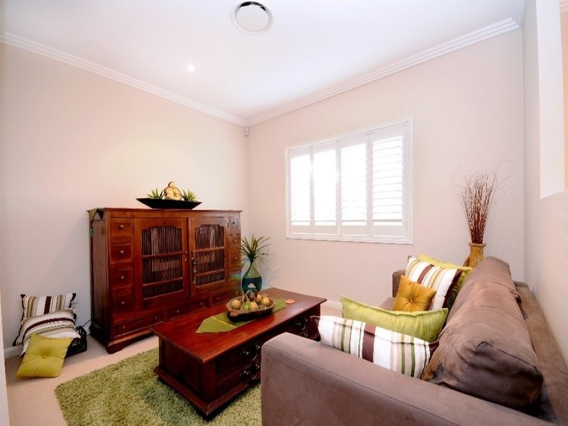 39 Piccadilly Court, Mount Lofty QLD 4350
