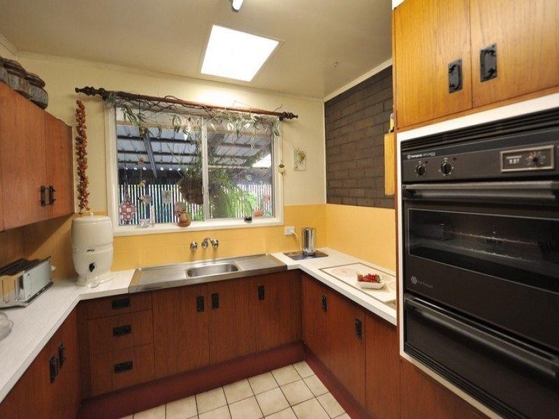 10 Richmond Drive, Wilsonton QLD 4350