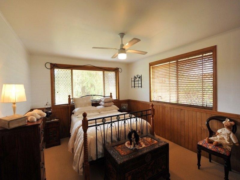 10 Richmond Drive, Wilsonton QLD 4350