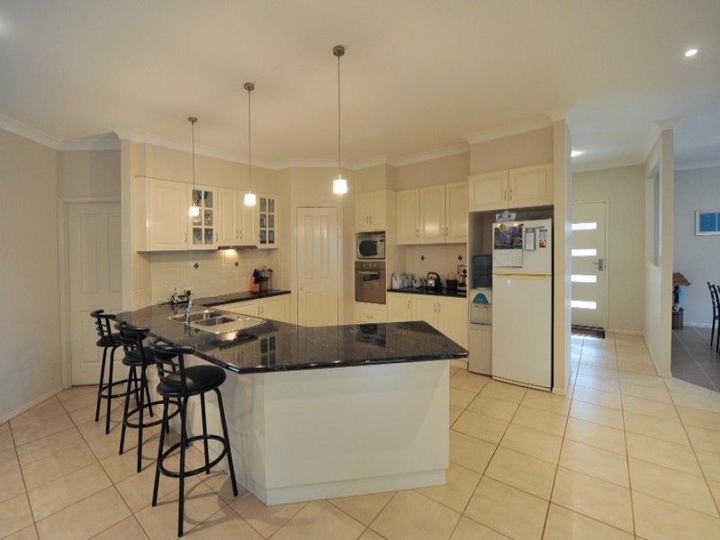 27 Polzin Road, Highfields QLD 4352