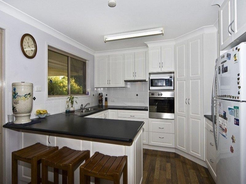 25 Jellicoe Street, Mount Lofty QLD 4350