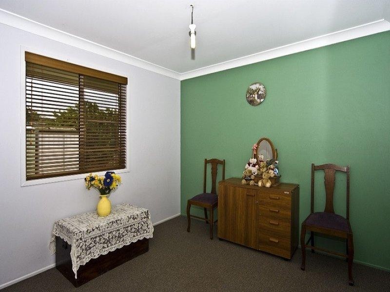 25 Jellicoe Street, Mount Lofty QLD 4350