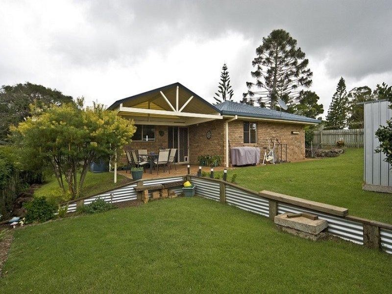 25 Jellicoe Street, Mount Lofty QLD 4350