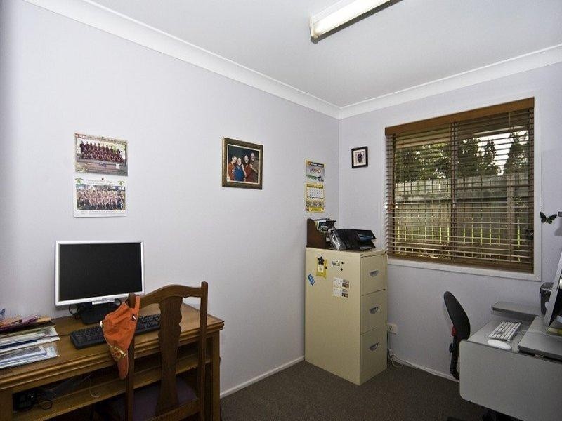 25 Jellicoe Street, Mount Lofty QLD 4350