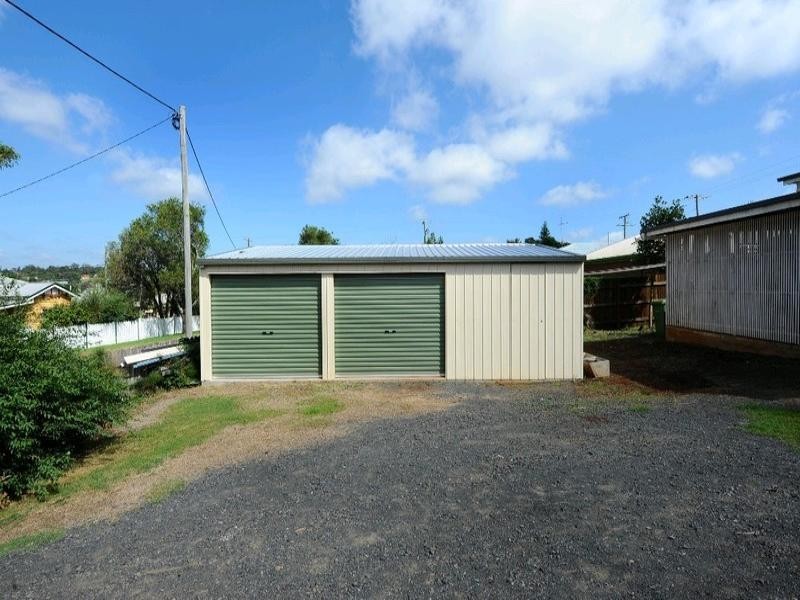 32 Isaac Street, North Toowoomba QLD 4350