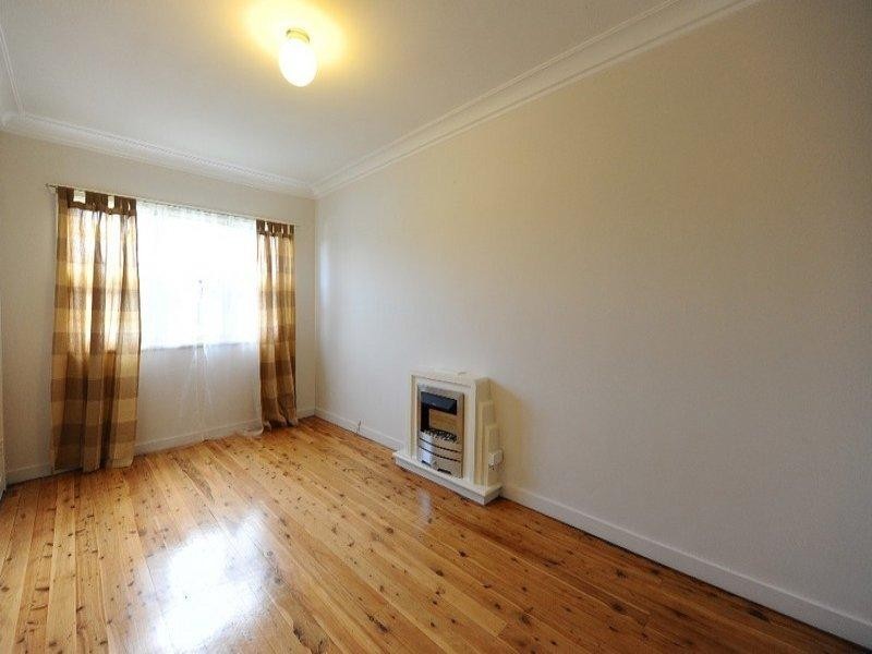 7 Hursley Road, Newtown QLD 4350