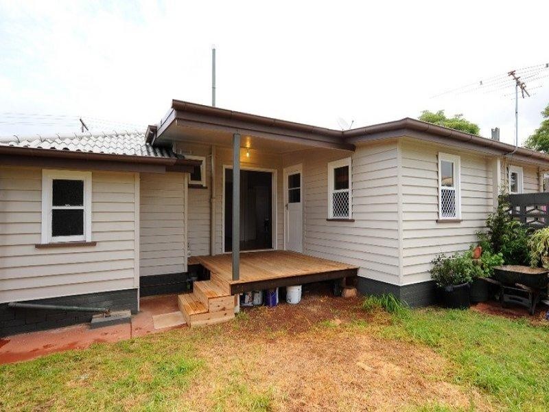 7 Hursley Road, Newtown QLD 4350