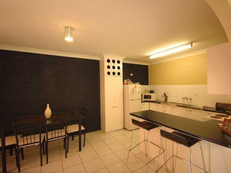 7 Hampton Street, Newtown QLD 4305