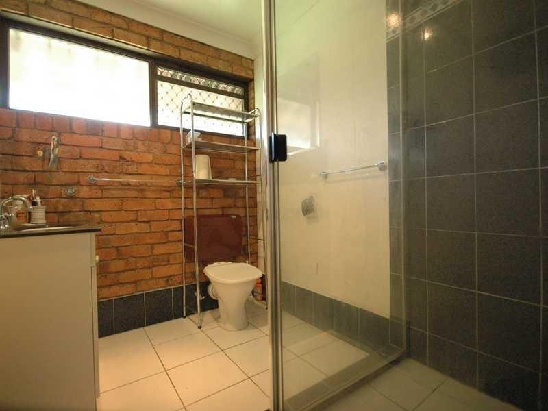 7 Hampton Street, Newtown QLD 4305