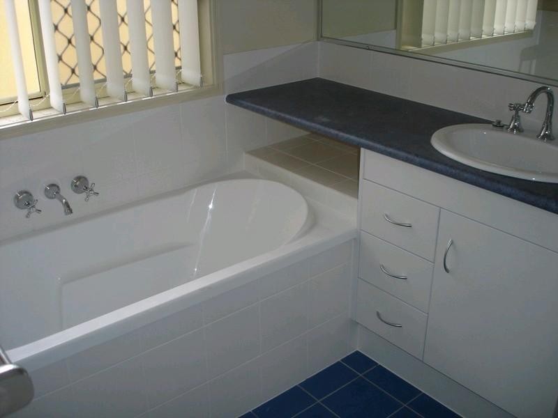 654 Boundary Street, Glenvale QLD 4350