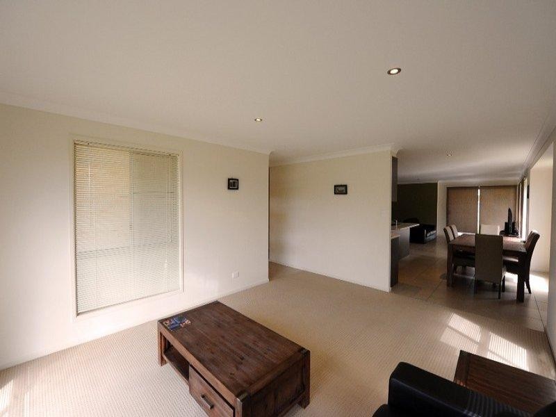 5 Moorina Drive, Harristown QLD 4350