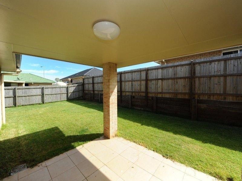 5 Moorina Drive, Harristown QLD 4350
