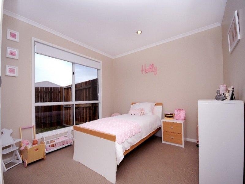 6 Pendrea Close, Highfields QLD 4352