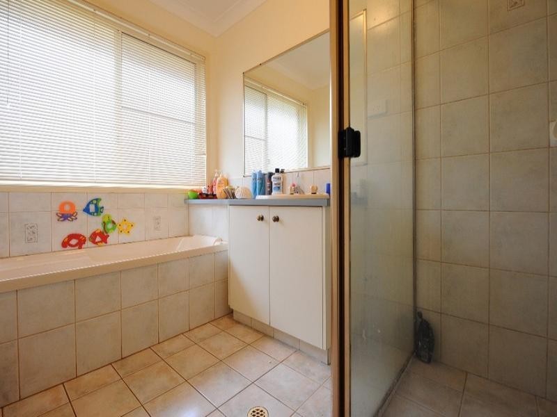 37 Belclaire Drive, Westbrook QLD 4350