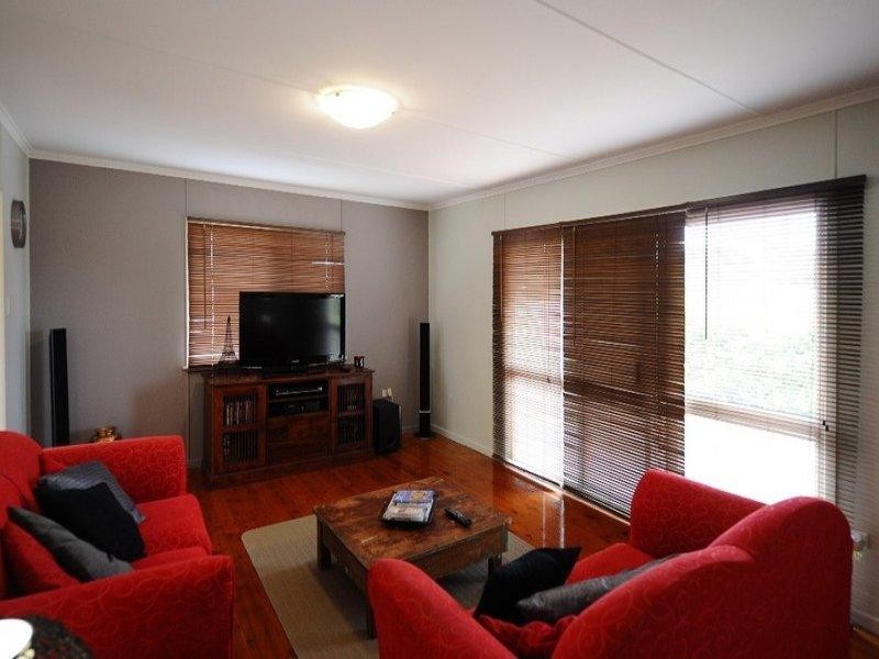 35 McCafferty Street, Wilsonton QLD 4350