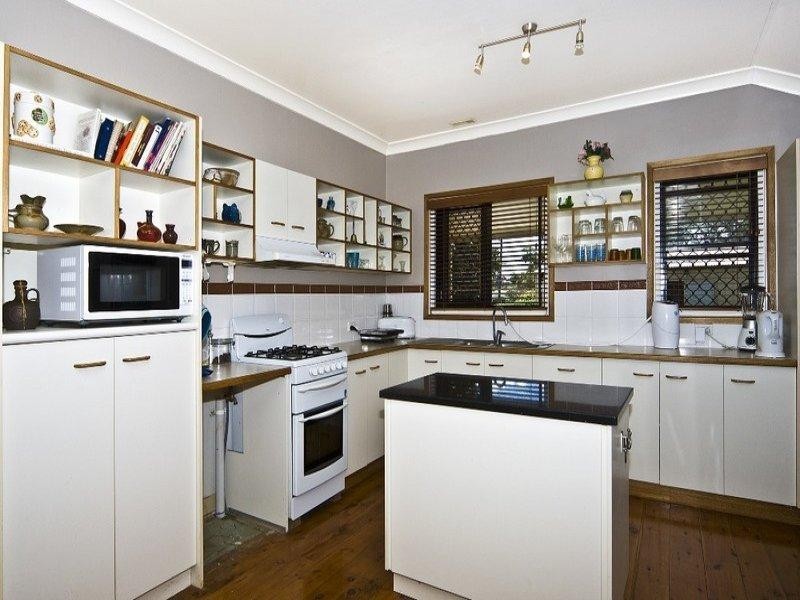 2 Wyndham Street, North Toowoomba QLD 4350