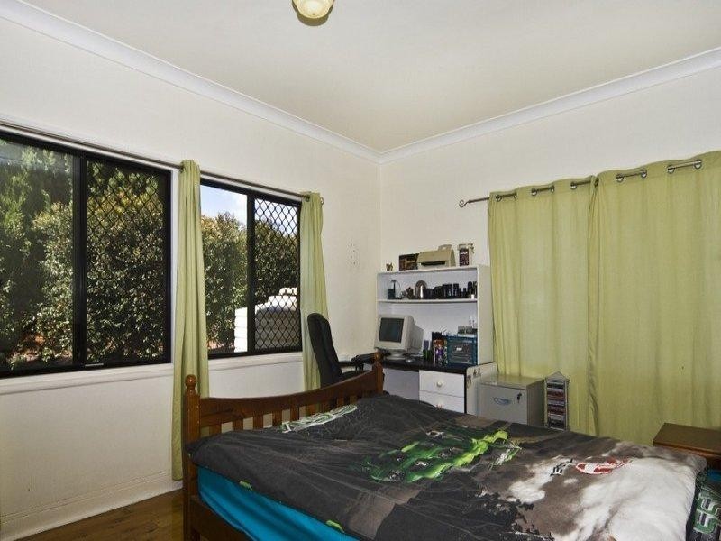 2 Wyndham Street, North Toowoomba QLD 4350