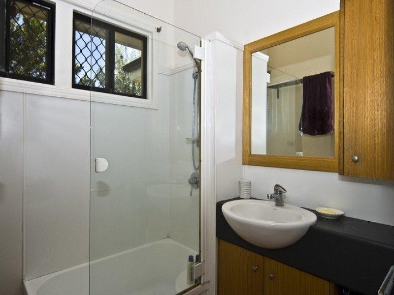 2 Wyndham Street, North Toowoomba QLD 4350