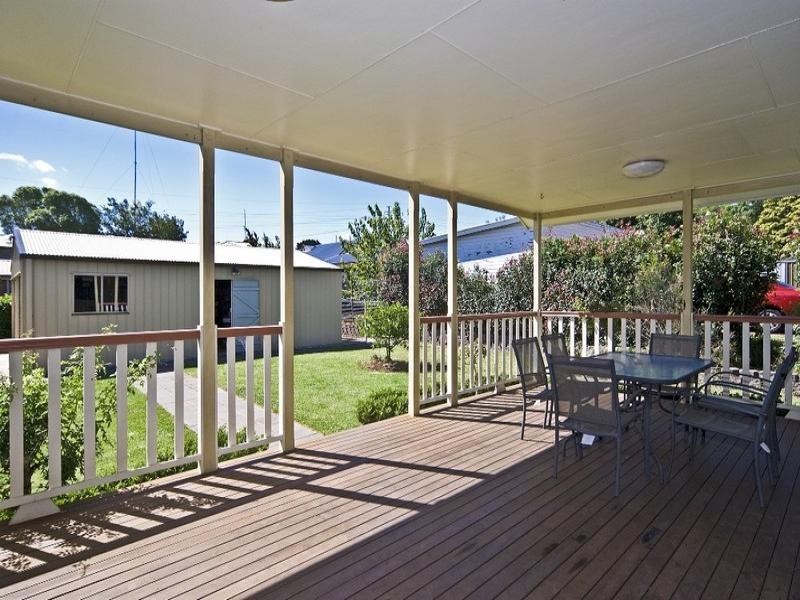 2 Wyndham Street, North Toowoomba QLD 4350