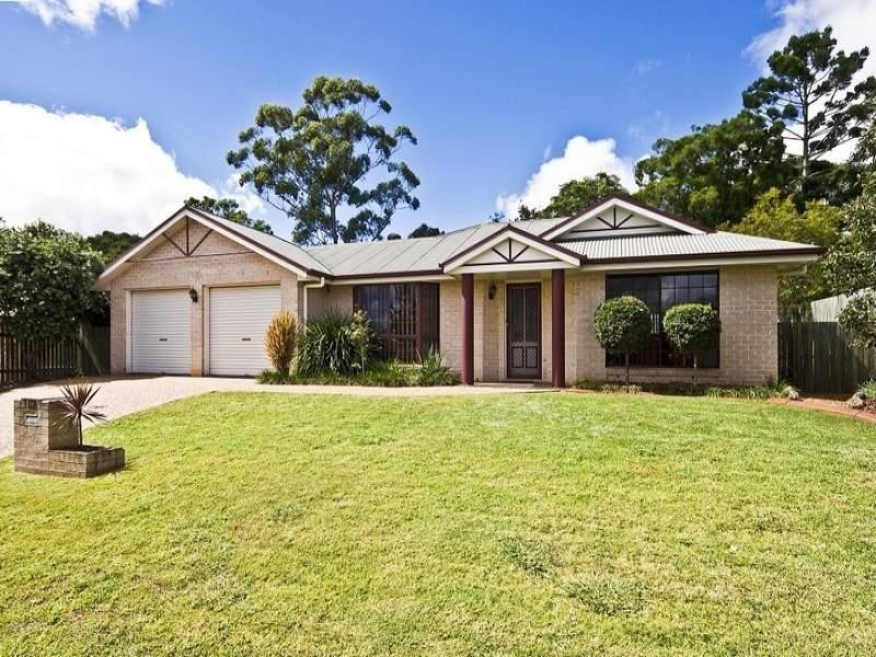 12 Sweetapple Crescent, Centenary Heights QLD 4350
