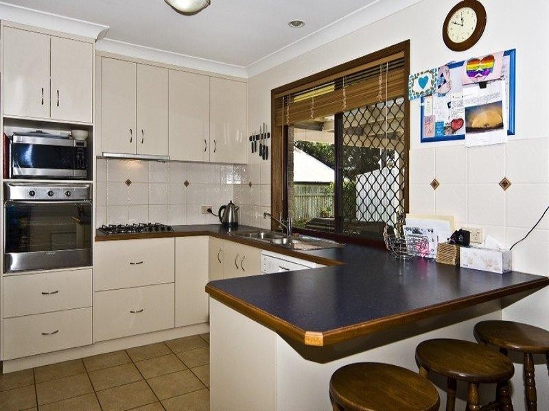 12 Sweetapple Crescent, Centenary Heights QLD 4350