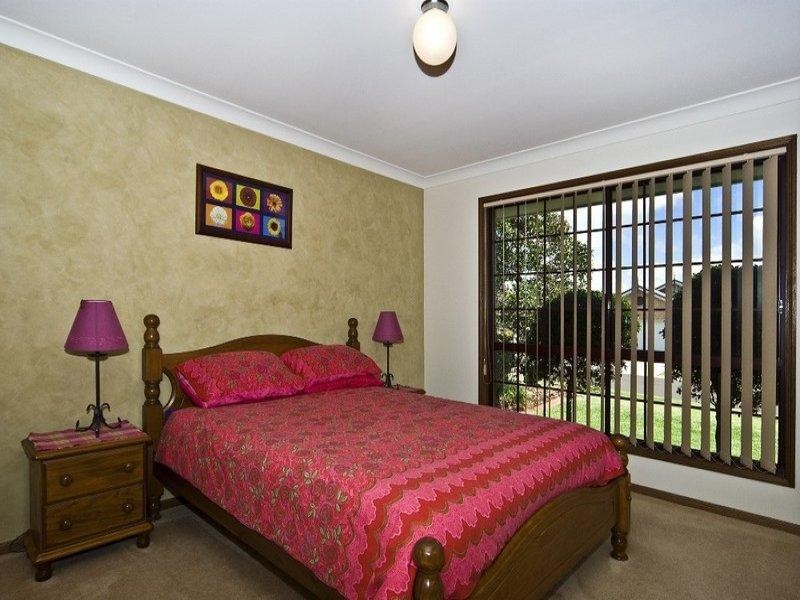 12 Sweetapple Crescent, Centenary Heights QLD 4350