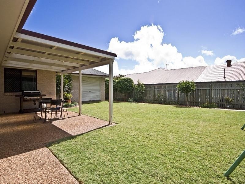 12 Sweetapple Crescent, Centenary Heights QLD 4350