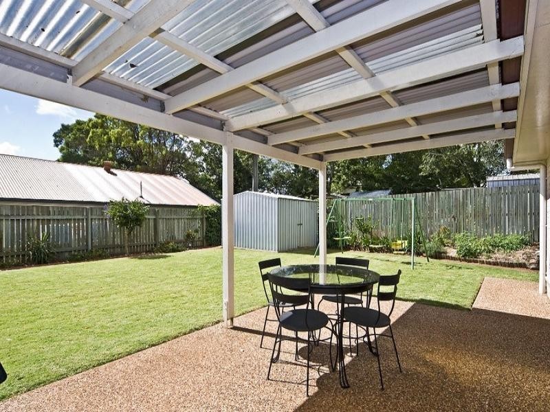 12 Sweetapple Crescent, Centenary Heights QLD 4350