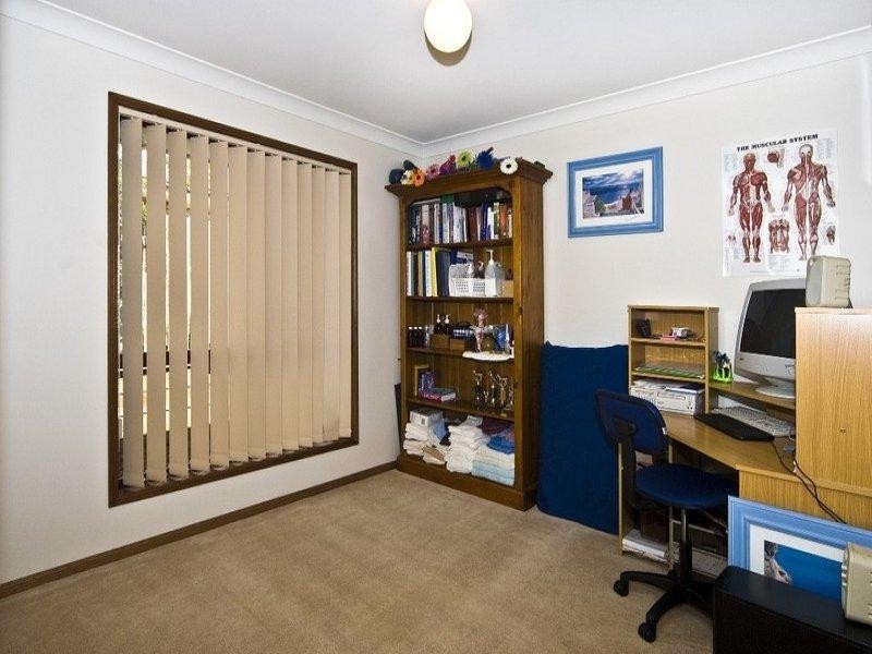 12 Sweetapple Crescent, Centenary Heights QLD 4350