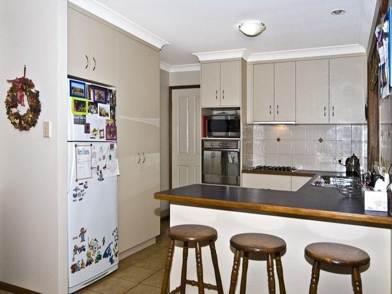 12 Sweetapple Crescent, Centenary Heights QLD 4350