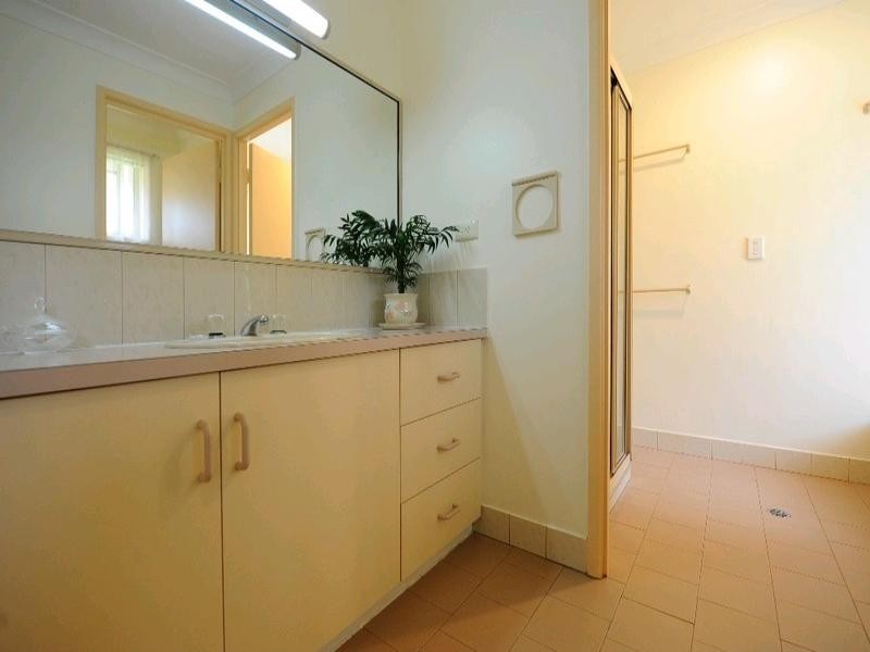 5 Kuhn Street, Kearneys Spring QLD 4350