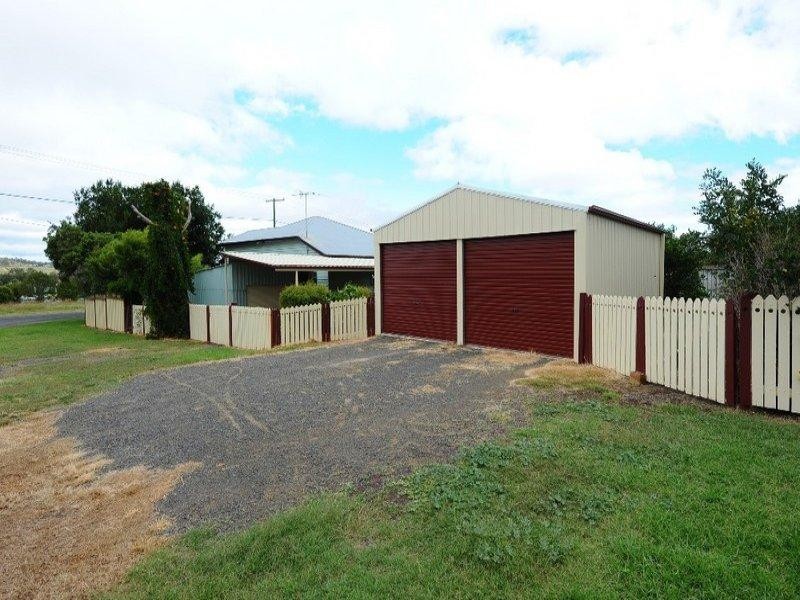 1 O’Connell Street, Southbrook QLD 4363