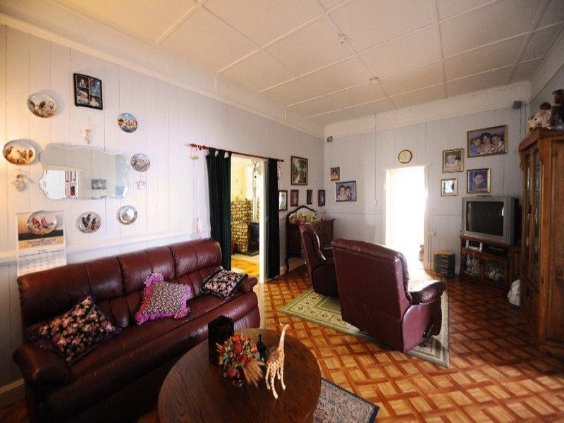 1 O’Connell Street, Southbrook QLD 4363