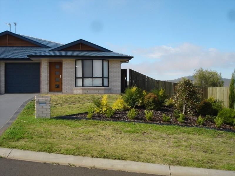 2/28 Cuttaburra Crescent, Glenvale QLD 4350