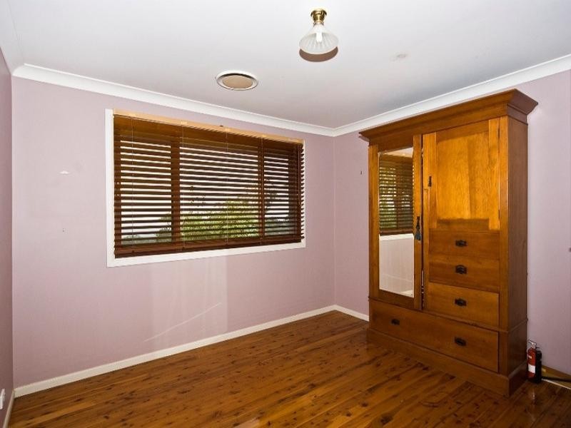 49 Martini Street, Mount Lofty QLD 4350