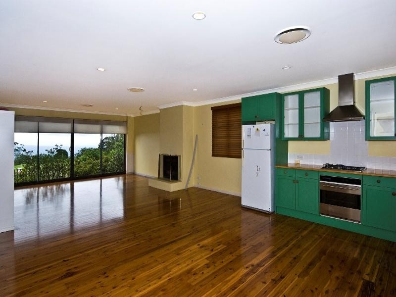 49 Martini Street, Mount Lofty QLD 4350