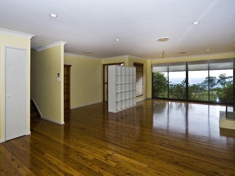 49 Martini Street, Mount Lofty QLD 4350