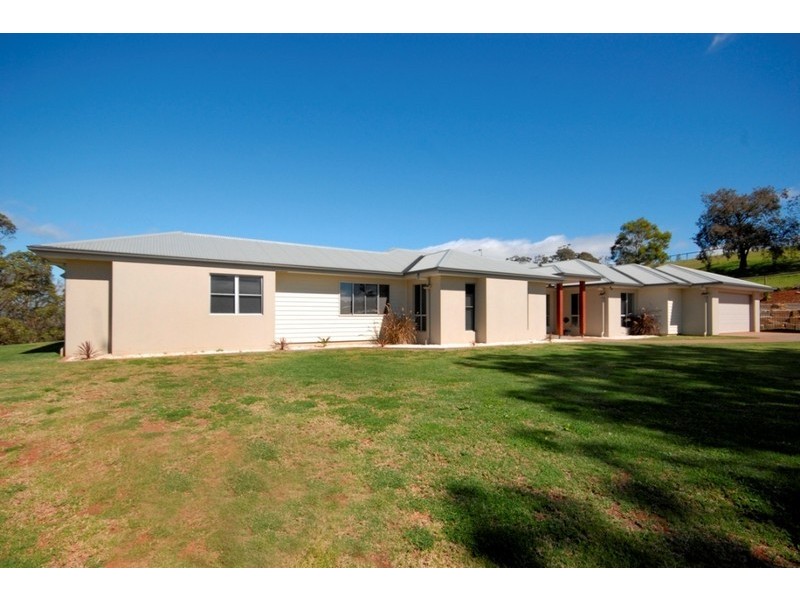 19 Bogong Court, Spring Bluff QLD 4352
