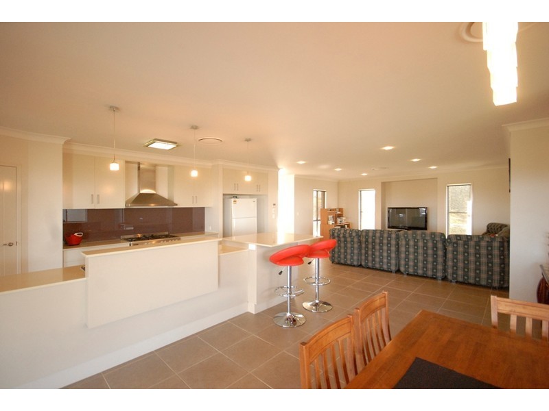 19 Bogong Court, Spring Bluff QLD 4352