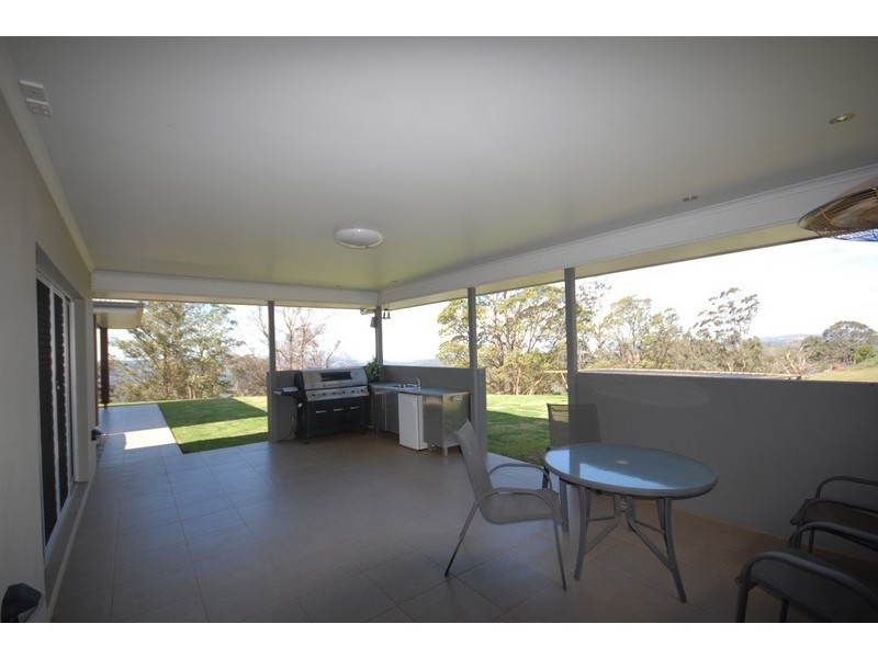 19 Bogong Court, Spring Bluff QLD 4352