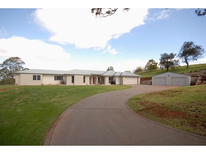 19 Bogong Court, Spring Bluff QLD 4352