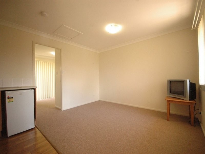 5/306 James Street, Harristown QLD 4350