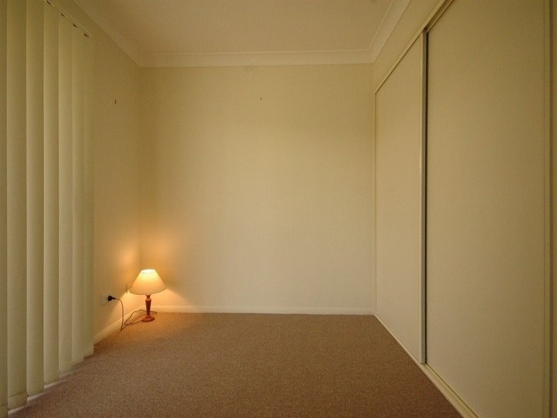 5/306 James Street, Harristown QLD 4350